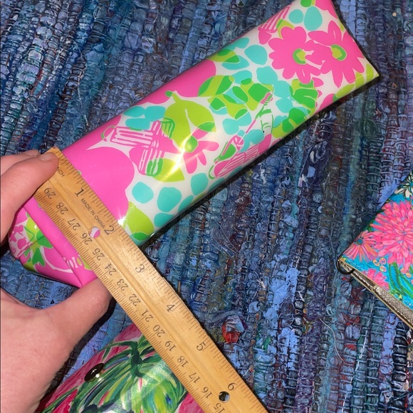 Lilly Pulitzer/Estee Lauder bundle (4 items) - Picture 13 of 14